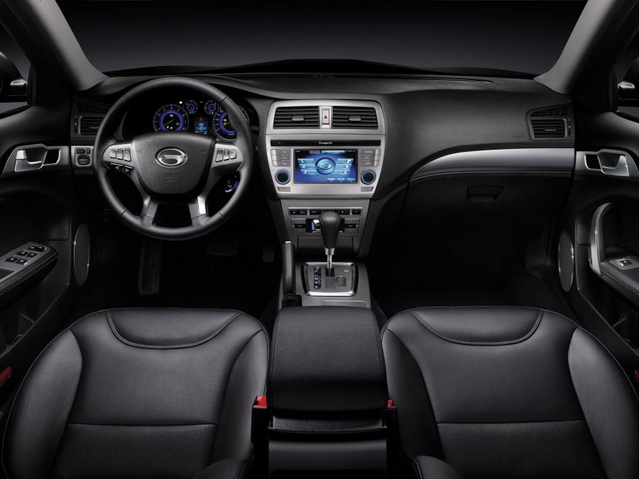Торпедо GAC Trumpchi 2010 года  (фото 8 из 18)